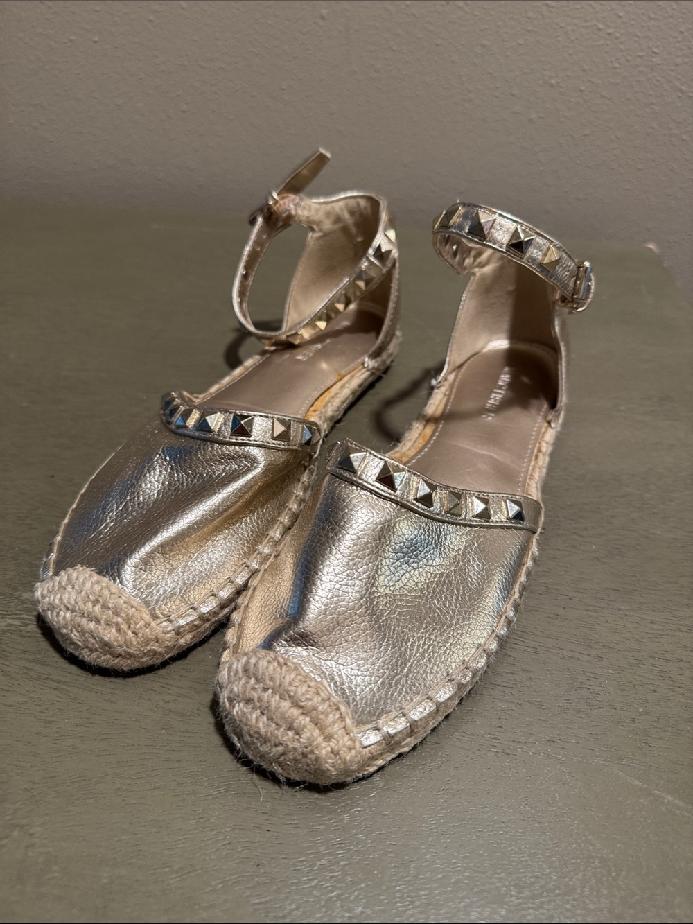 Marc Fisher Metallic Silver Studded Ankle-Strap Espadrilles size 7.5